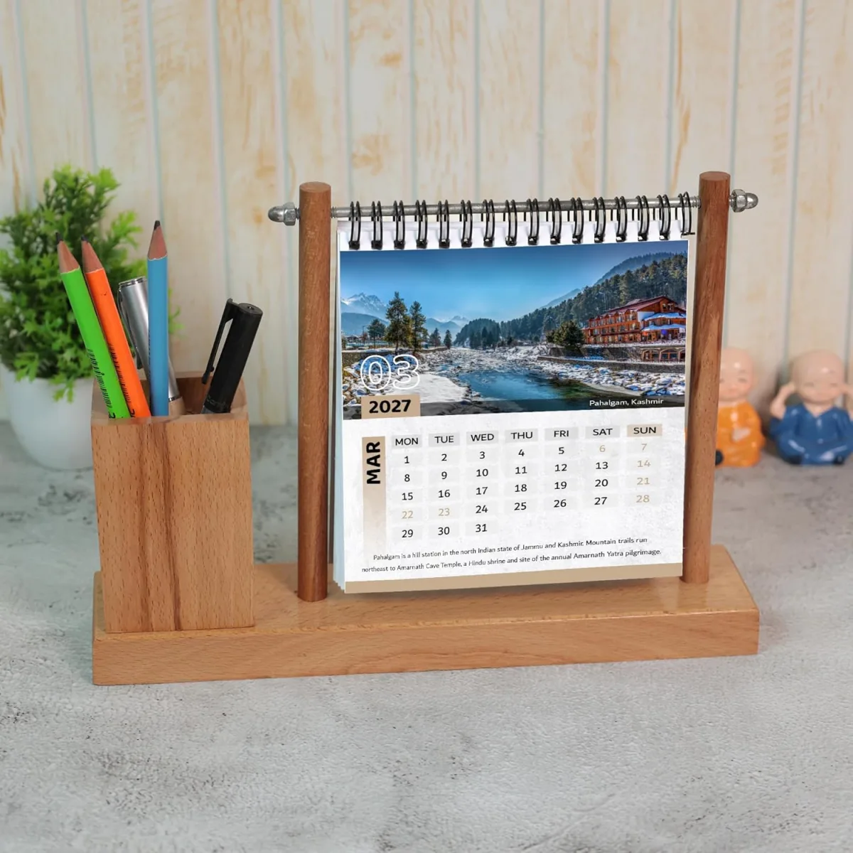 Wooden Calender Retro