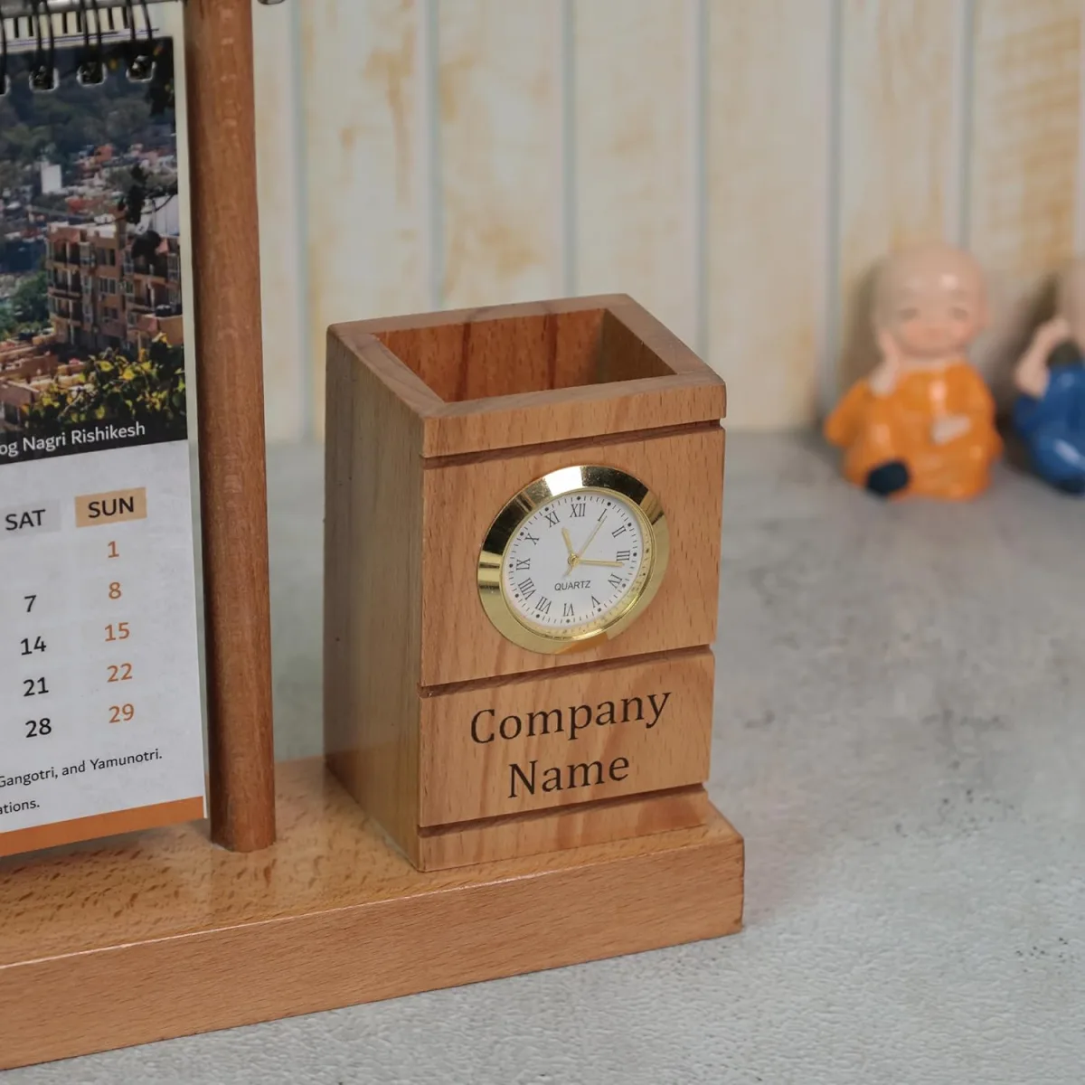 Wooden Calender Retro