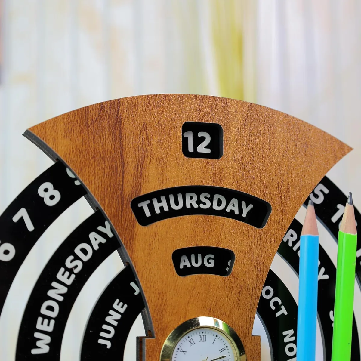 Black Round Vintage Calender