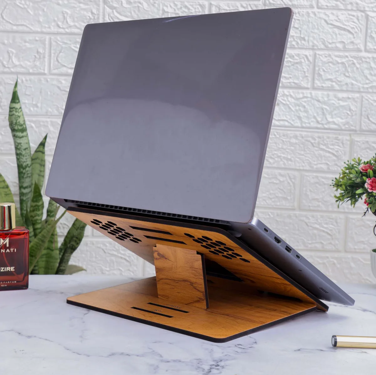 Adjustable Laptop Stand