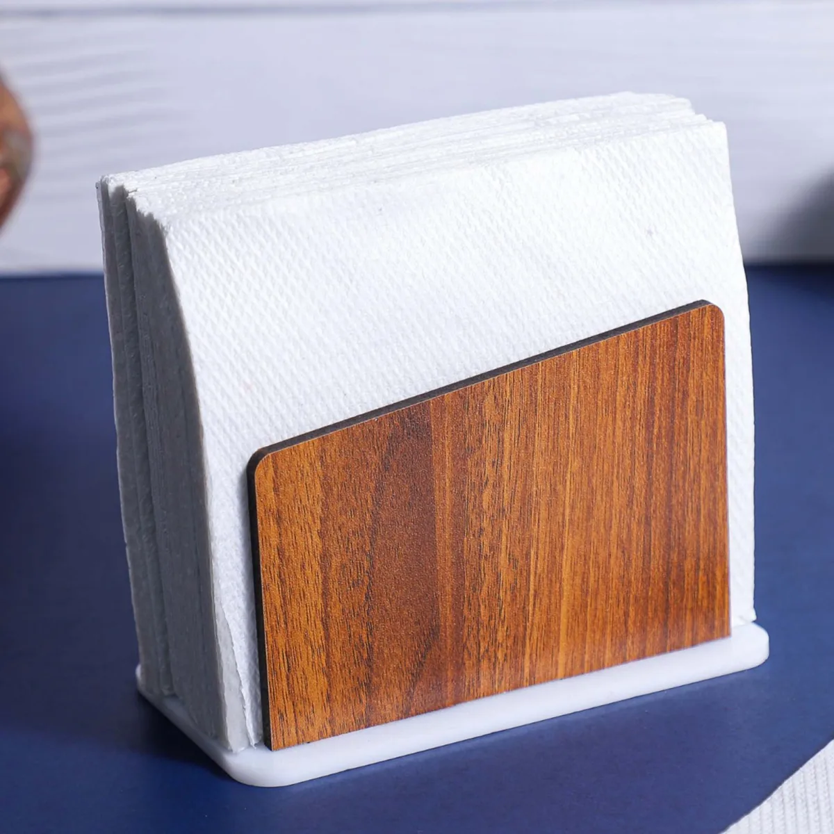 Retro Tissue Paper Holder