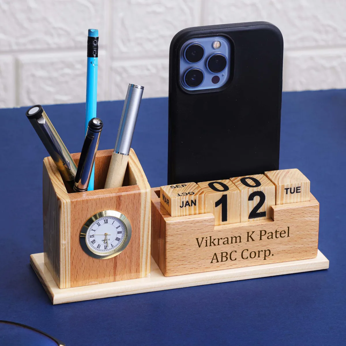Wooden Pen Stand Infinity
